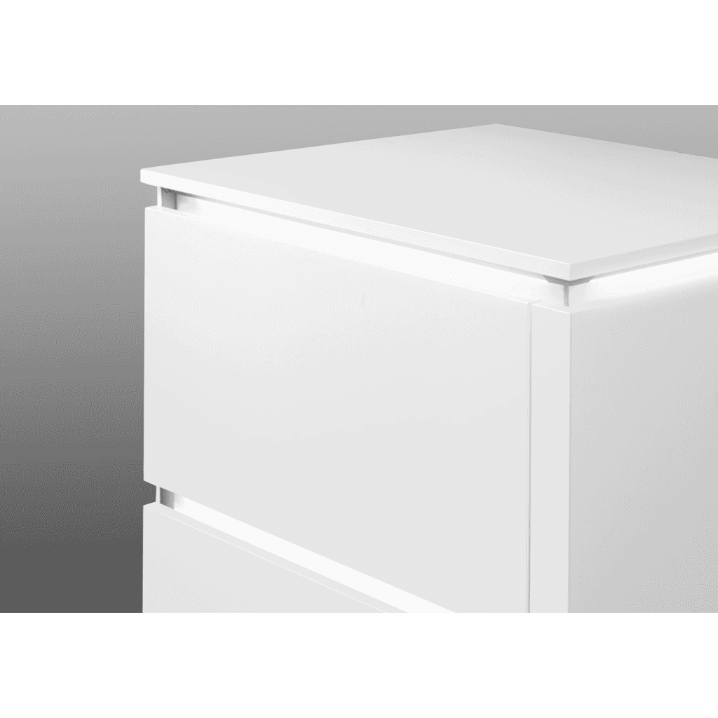 Additional charge for LED
lighting version of the middle
/ lower recessed handle (C-