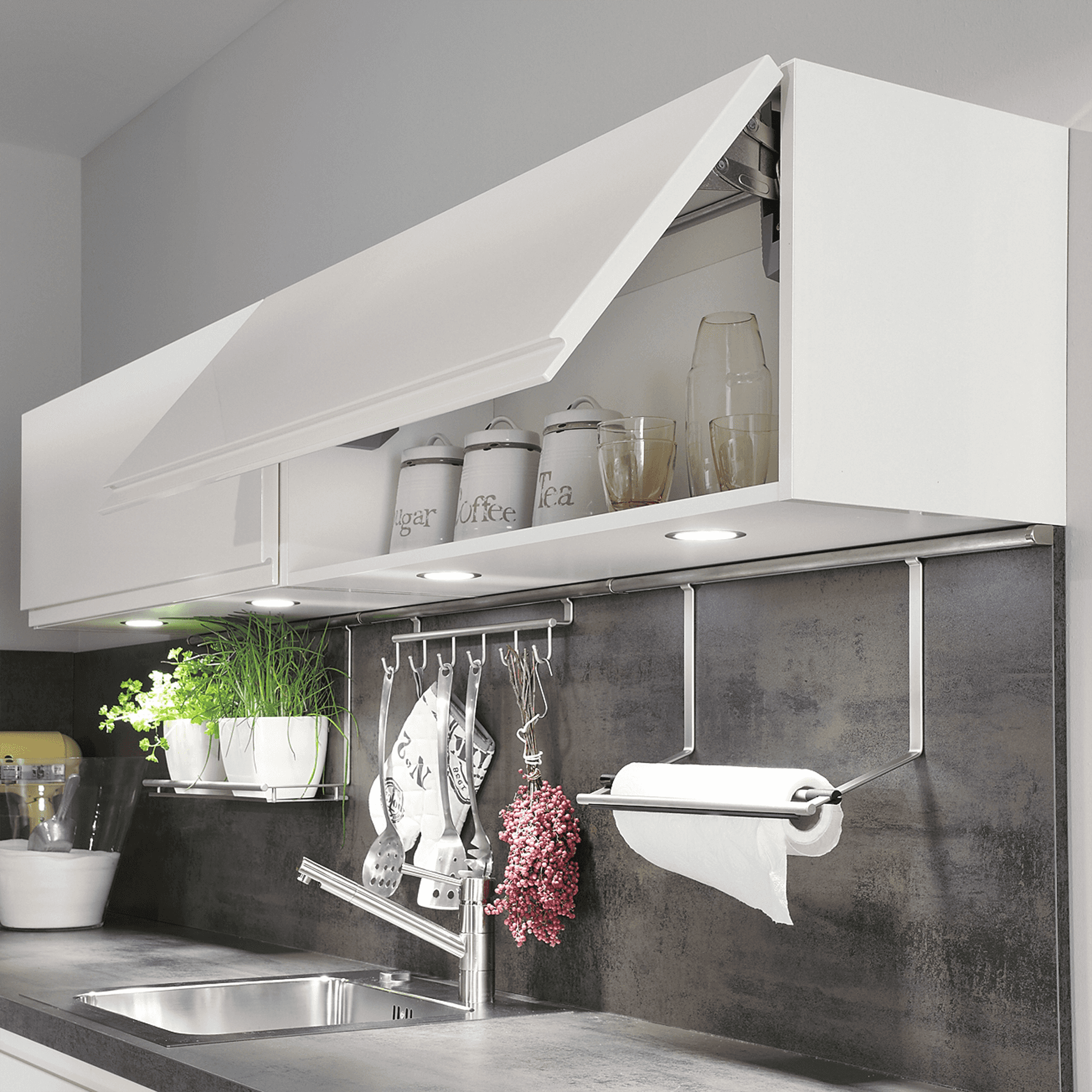 Nobilia Wandschrank mit Klappe und angearbeiteter Griffleiste