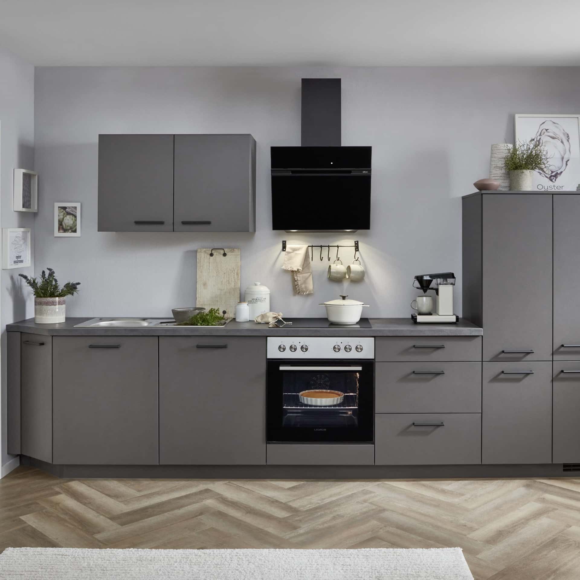 Nobilia Unterschrank mit durchgehender Tür  aus Programm Look.