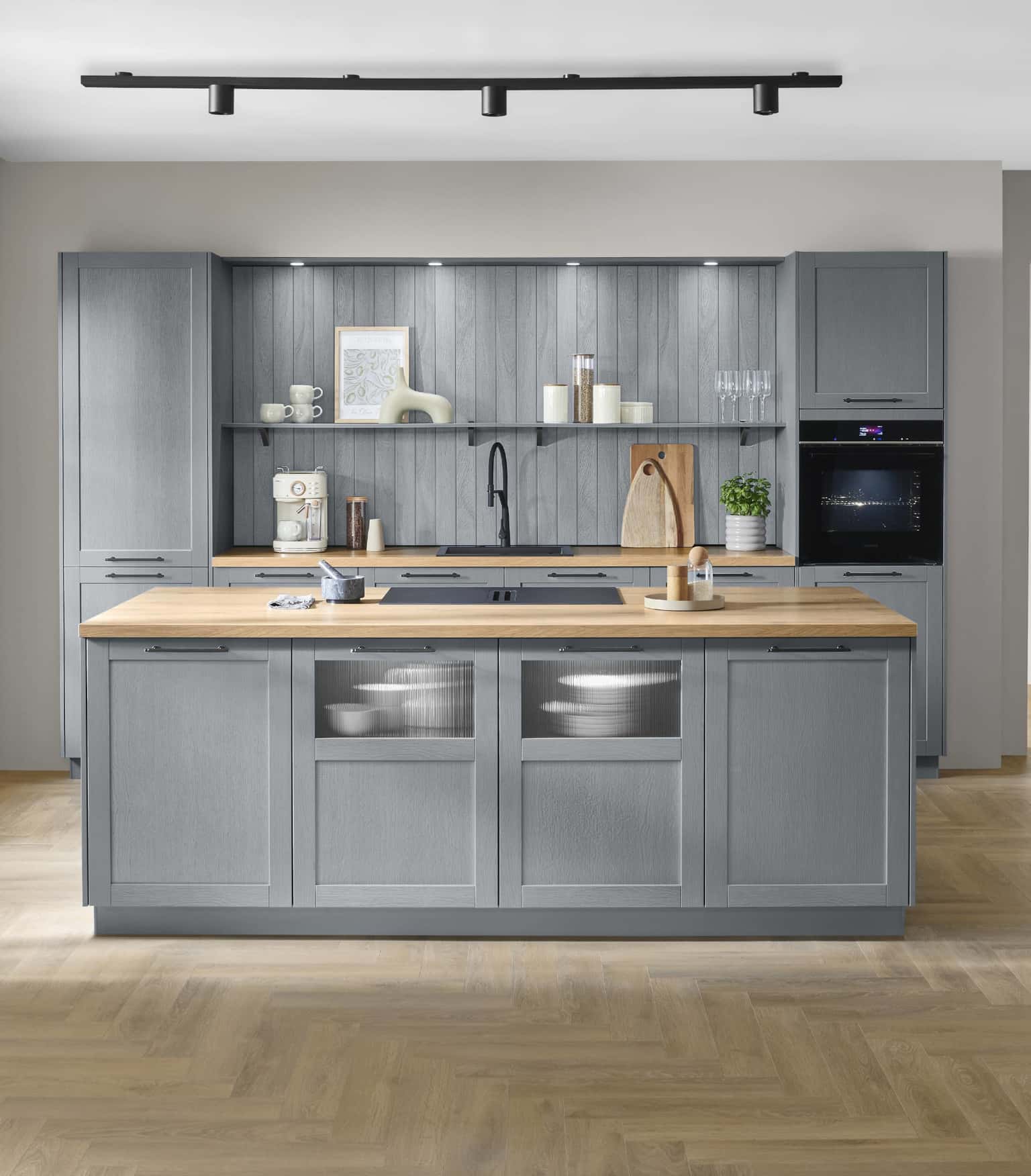 Nobilia Küchen in Moderner Landhausküche | 419 Frame 614 Lacklaminat, Holzstruktur Steinblau