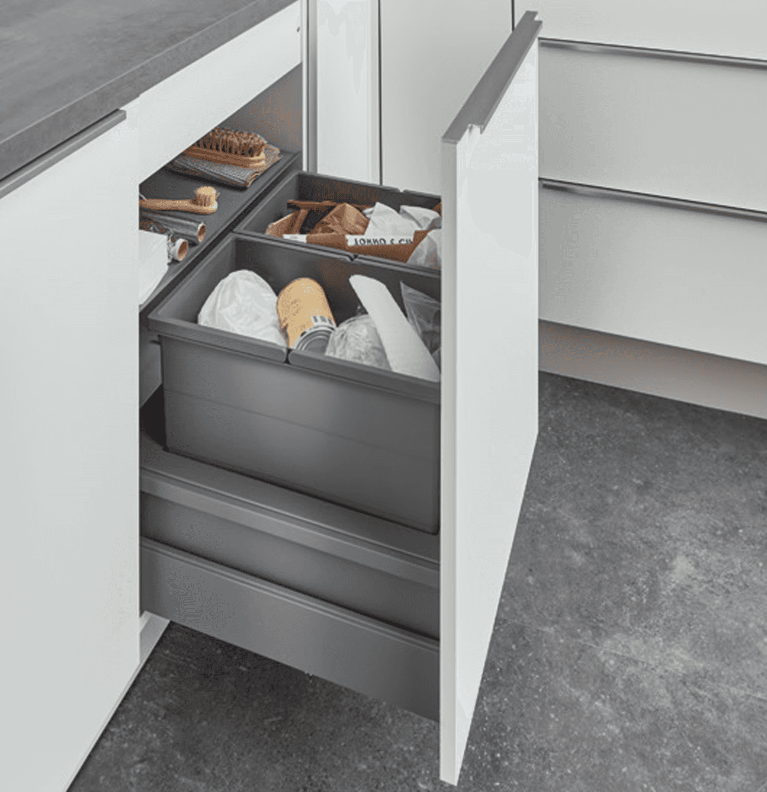 Nobilia Spülenunterschrank mit Mülleimer an Auszug-Front | Flex 33