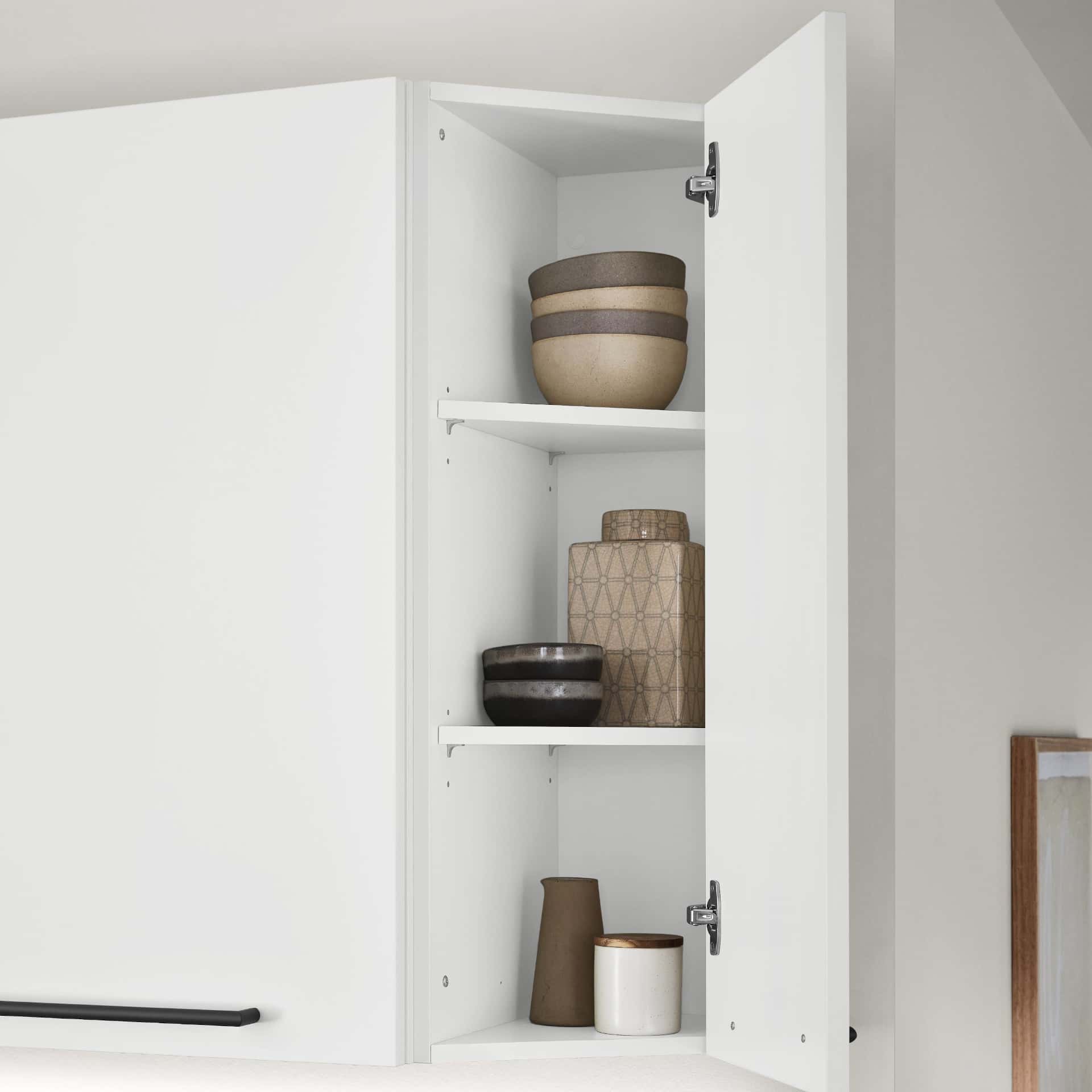 Nobilia Diagonaler Wandschrank mit Drehtür - offen aus Senso Programm